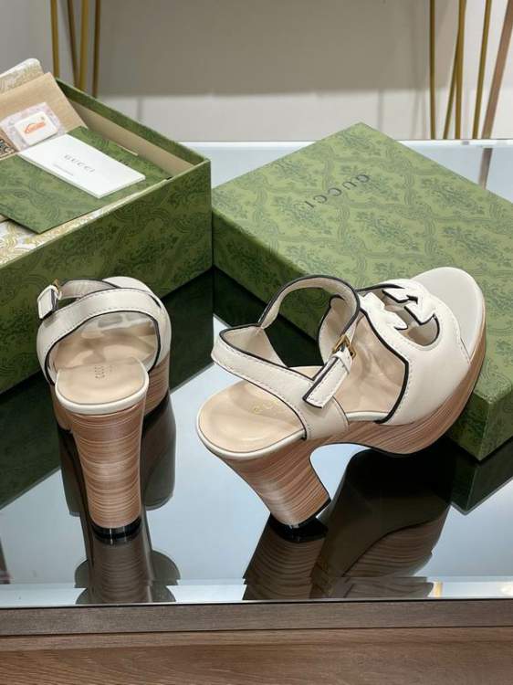 Picture of Gucci Shoes _SKUGuccisz35-4112cmmnf03177483